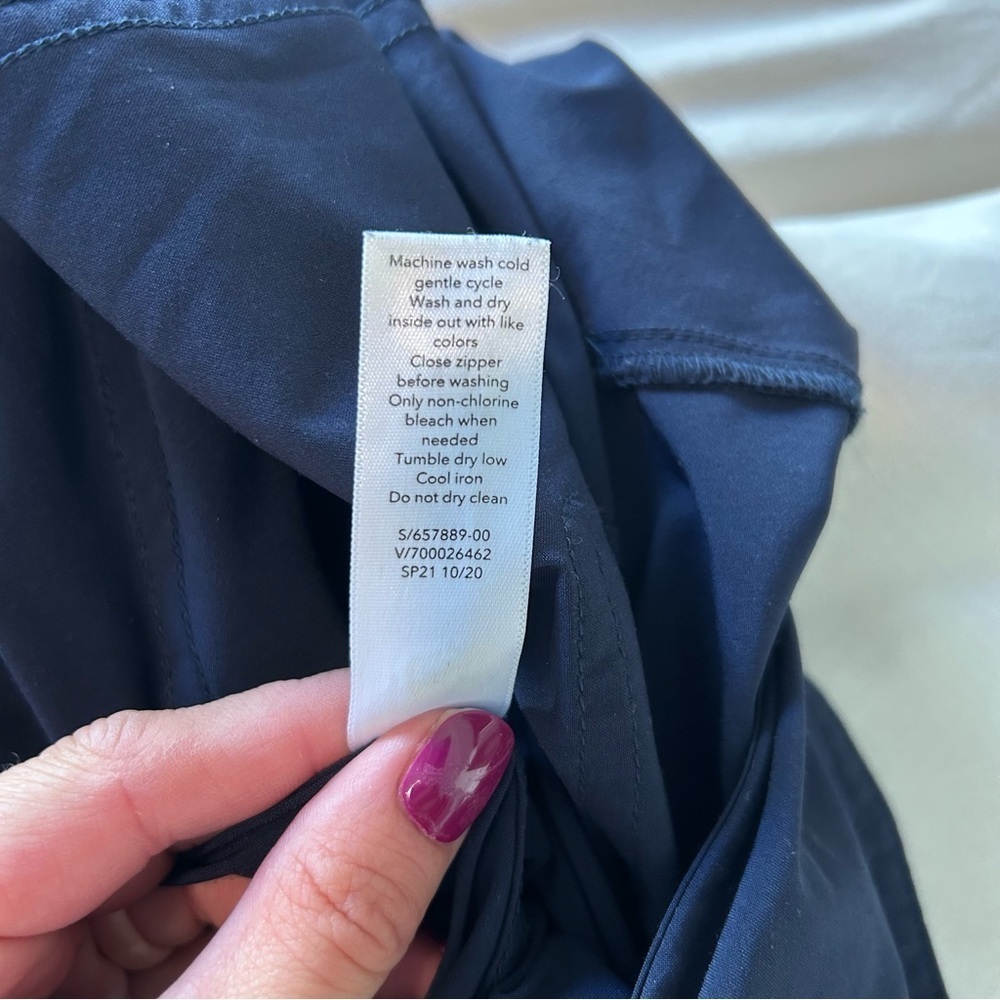 Athleta Zuma Jumpsuit in Navy Size Medium - Picture 7 of 8